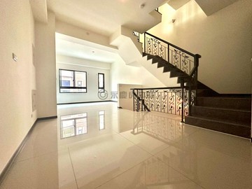 富宇大地二期全區最便宜全新未住美透天｜台中市龍井區龍社路