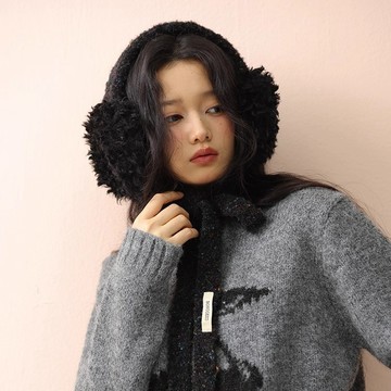 台灣熱賣彩點紗毛絨絨交叉毛領圍脖女冬保暖戶外騎行耳罩時髦學生百搭係帶-L1001 SUAW