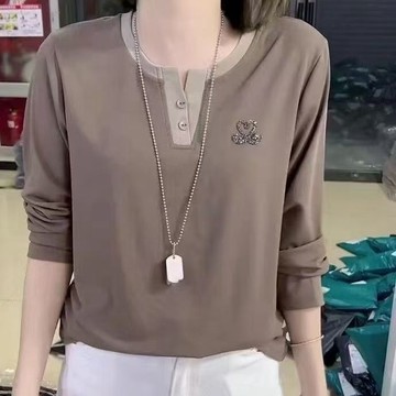 【雅韻衣櫥】清倉撿漏 百搭 春秋 女 黑天鵝 鑲鑽 V領 長袖 T恤 時尚 減齡 遮肚子 顯瘦 上衣