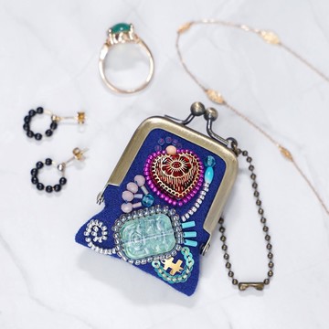 珠繡口金小包 No.78 綠色×羊毛 | 可當項鍊/包包掛飾 | 首飾收納