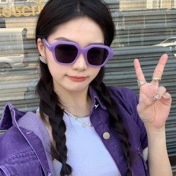 2025新款男墨鏡防紫外線復古太陽眼鏡女防曬高級感批發偏光太陽鏡