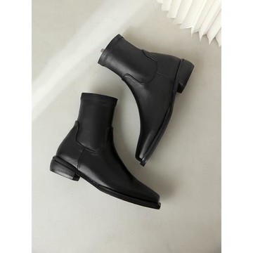 彈力瘦瘦靴女2024韓國百搭粗跟中跟短靴黑色方頭側拉鏈馬丁靴ins