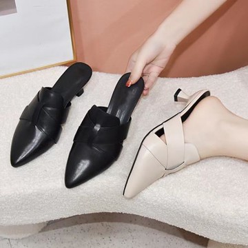 包頭半拖鞋女夏季時尚外穿細跟真皮鏤空2025新款尖頭小跟法式涼拖