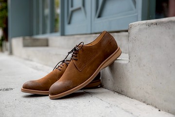 Double stitch反毛皮德比休閒鞋 駱駝棕