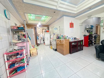 內壢後站近中正國小環中商圈連都3+1房車｜桃園市中壢區榮安十五街