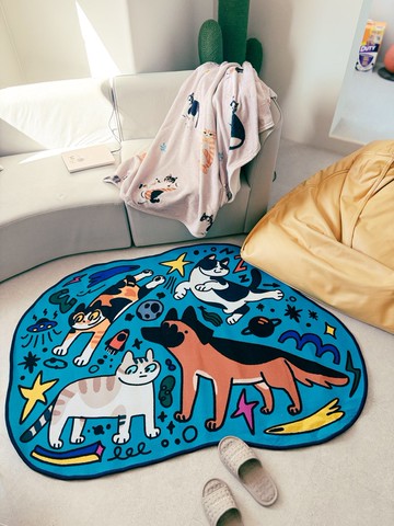 毛毛宇宙狂想圈絨造型地墊 生日禮物 居家佈置