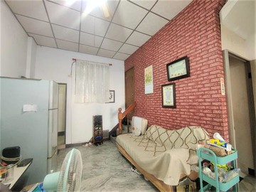 楠梓日月光1+2樓店住|德賢商圈｜高雄市楠梓區德賢路