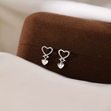 Sweet Air L38 日韓流行耳飾 S925銀針 迷你交叉線條愛心設計 耳針 耳環