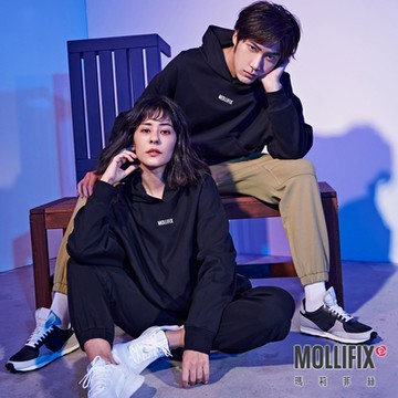 Mollifix 瑪莉菲絲 潮流感不規則帽T長袖上衣 (黑) 暢貨出清、瑜珈服、帽T、大學T