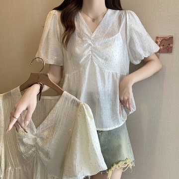 La Belleza法式溫柔風V領抓皺亮片珠釘燈籠袖寬鬆遮肚兩件式雪紡上衣