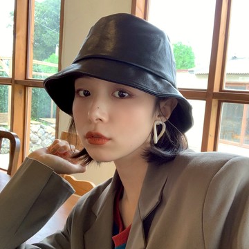 爬爬家/pu皮帽子女秋冬新款韓版百搭漁夫帽黑色大檐遮陽防曬盆帽1入