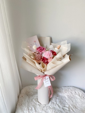 永生花 / 韓式永生康乃馨花束 / 母親節花束