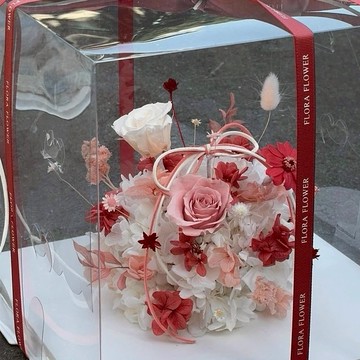 生日首選【Flora Flower】永生繡球花蛋糕- 草莓糖霜 (僅觀賞,不可食用) 生日 禮物 永生花 乾燥花 開幕