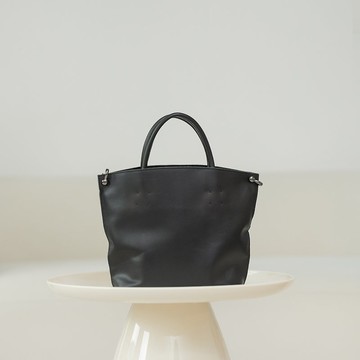 圓提把-簡約肩背軟方包-黑色