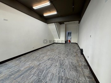 六合路上有人潮生財黃金店面｜高雄市苓雅區六合路