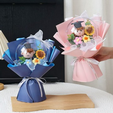 ✈新北發貨✨向日葵花束 成品編織花束 永生花花束 畢業花束 博士帽公仔花束 仿真毛線花束 畢業禮物 畢業交換禮物