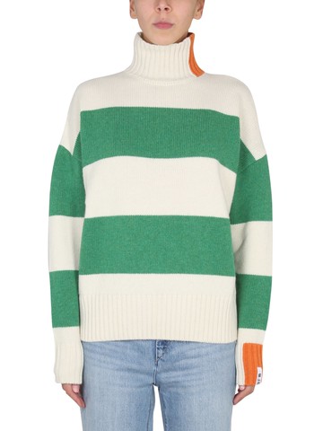 right for rugby shirt