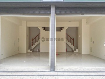 小港漢民商圈|福懋毓品|10年屋|唯一釋出店面｜高雄市小港區山明路