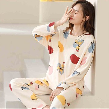 [韓國K.W.]現貨韓國製頂極輕柔家居服童趣長頸鹿套裝休閒服(休閒/睡裙/睡衣/小香風)