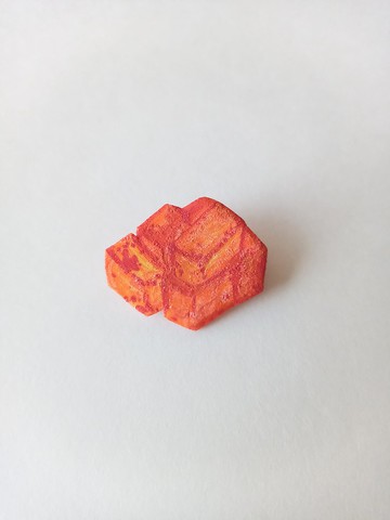 Henteco 胸針泡菜