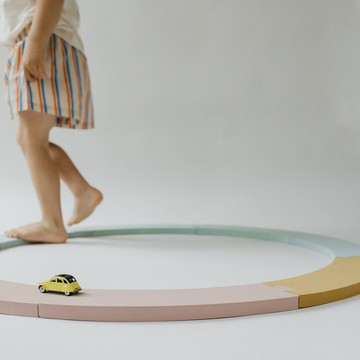 MOES 居家平衡木