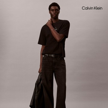【Calvin Klein】 CK Monologo Relaxed Tee 黑色