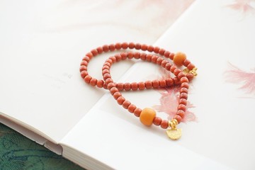 天然滿色滿肉南紅手鏈 南紅老型珠搭配橘皮老蠟平安鎖 本命年必備