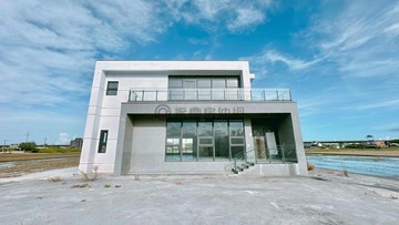 礁溪踏踏八路,近高速公路大面寬美農舍｜宜蘭縣礁溪鄉踏踏八路