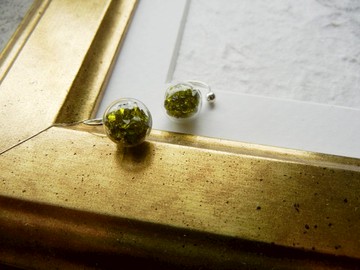 *coucoubird*墨綠碎鑽玻璃耳環/耳夾式