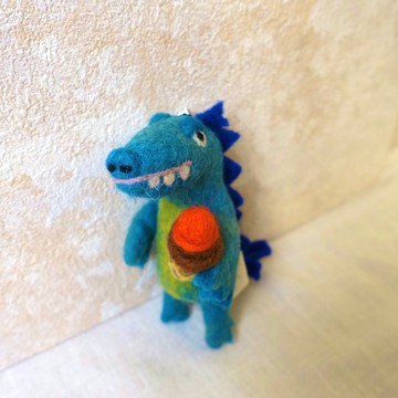 毛絨絨樂園 — 愛吃冰鱷魚哥 • 羊毛氈手指偶