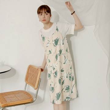 OB嚴選中大尺碼-亮眼印花V領細肩帶洋裝《DA10361》