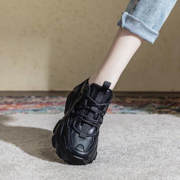 黑色皮面老爹鞋女2025秋冬季新款輕便軟底加絨爆款厚底運動休閑鞋