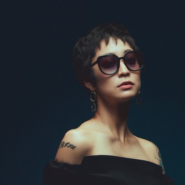 Olia│灰透鏡片│墨鏡│太陽眼鏡