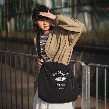 【雙面可用】魚仔Logo雙面斜肩袋 - 深灰色//啡色 (BA524)