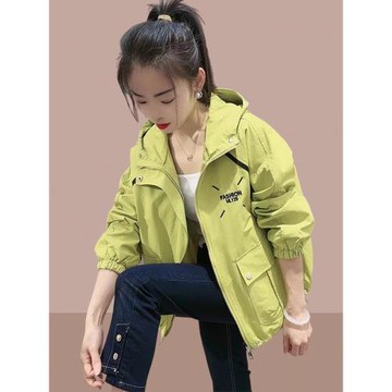 爆款沖鋒衣女2026新款高級感短款風衣寬松連帽小個子外套女春秋款