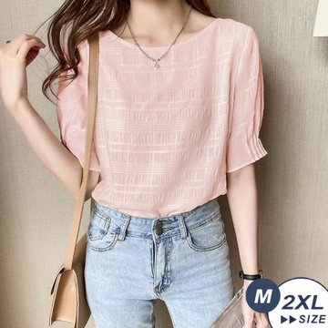 【LANNI 藍尼】現+預 時尚百搭皺褶壓紋泡泡袖雪紡衫(春夏/短袖上衣/五分袖/氣質穿搭)