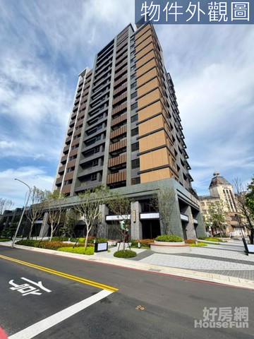 專任頤昌松琚挑高金店面｜新北市林口區文林三街