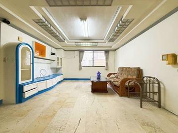 室內３６坪寬敞３房｜坡平車位｜再送２間套房及大露台｜台中市北區國泰街