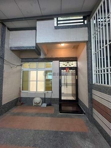 美和學區首選｜整層大戶‧投資自住皆宜｜屏東縣內埔鄉學興路