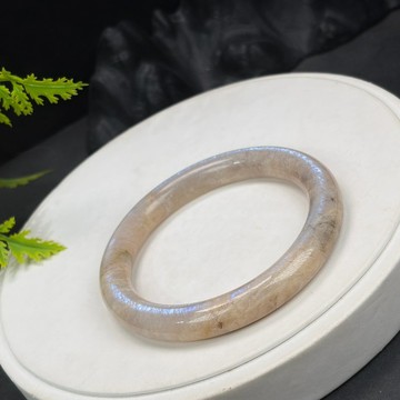 日月同輝手鐲 57+MM 藍光星光貓眼圓條 月亮石太陽石共生 好人緣