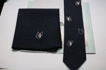 蓝色格子小狗刺绣领带口袋巾套装/英式型男百搭
