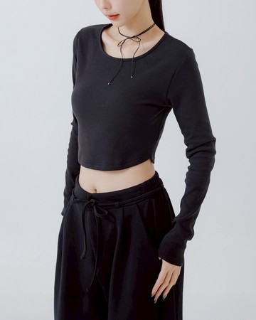 素面圓領短版造型長袖上衣-黑 S/M/L