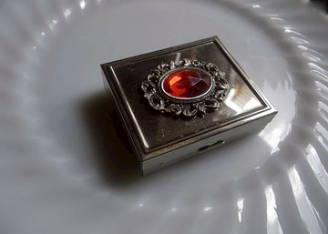 【老時光 OLD-TIME】早期日本隨身鏡盒