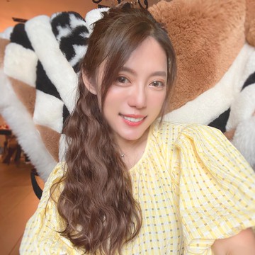 魔髮樂 台灣現貨 鯊魚夾馬尾 玉米鬚捲髮 小夾子馬尾 IU FU