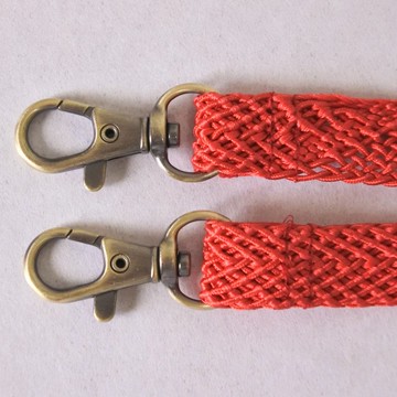 改造和服：用和服帶製作的智慧型手機肩帶和智慧型手機掛帶