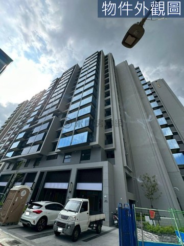 台積宅左營高鐵全新精裝1房+車位｜高雄市左營區大中二路