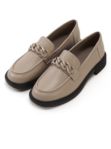 FM SHOES 烤漆釦環樂福鞋 裸粉