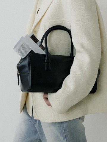 Leather Structured Brick Tote Bag [Black]