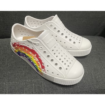 全新正品 NATIVE 兒童洞洞鞋 兒童防水防滑 懶人鞋 小童鞋 男童 女童 超輕好穿 白彩虹C9~J2