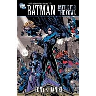 Batman: Battle for the Cowl (Paperback)